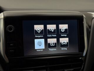 Peugeot 2008 1.2 81kW