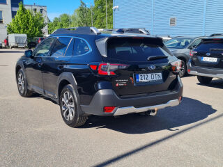 Subaru Outback Touring 2.5 124kW