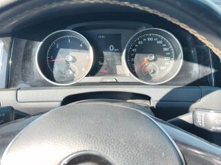 Volkswagen Golf 1.6 81kW