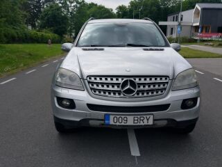 Mercedes-Benz ML 320 3.0 165kW
