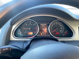 Audi Q7 3.0 171кВ