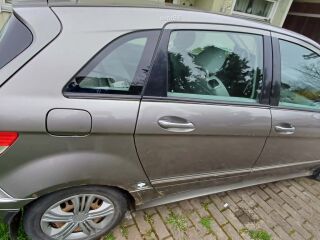 Mercedes-Benz B 180 2.0 80кВ