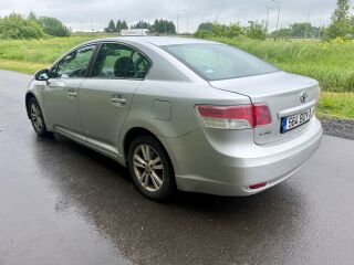 Toyota Avensis Linea Sol 1.8 108kW