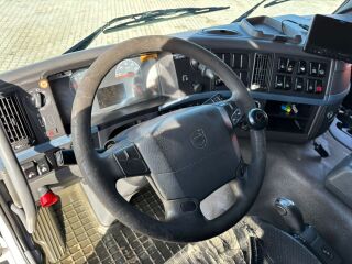 Volvo FM 440 8x4*4 324kW