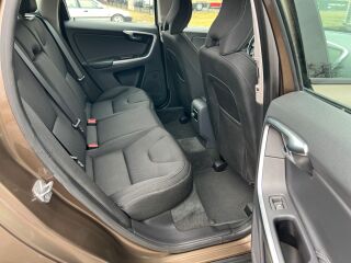 Volvo XC60 Facelift 2.0 D4 133kW