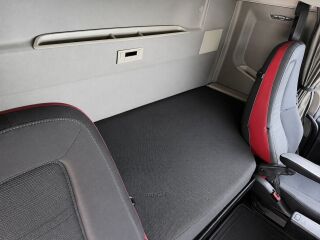Volvo FH Volvo FH 540 + MUELLER MITTELTAL haagis 405kW