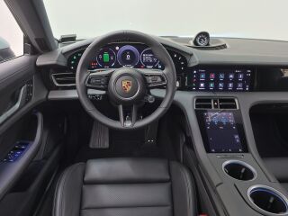 Porsche Taycan 4S 440kW