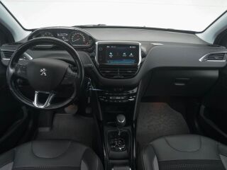 Peugeot 2008 1.2 81kW