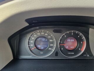 Volvo XC70 Summum 2.4 D5 136kW