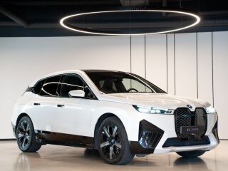 BMW iX xDrive 40 102кВ