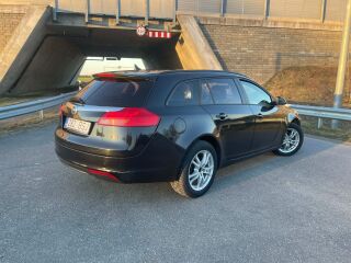 Opel Insignia 2.0 81кВ