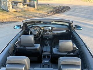 BMW 325 3.0 r6 145kW