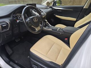 Lexus NX 300h 2.5 114кВ