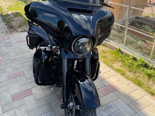 Harley-Davidson Street Glide 64kW