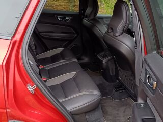 Volvo XC60 R-Design 2.0 D4 120кВ