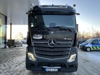 Mercedes-Benz Actros 2651 LS StreamSpace + tõstuk koos poolhaagi 12.8 R6 375kW