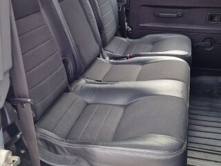 Land Rover Defender 2.4 90kW