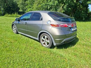 Honda Civic 1.3 61kW