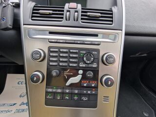 Volvo XC60 EXECUTIVE 4X4 AWD 2.4 R5 D5 136кВ