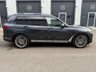 BMW X7 Individual 3.0 195кВ
