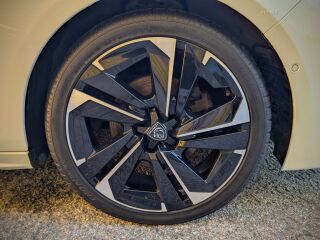 Peugeot 508 Active Pack 1.5 BlueHDi 96kW
