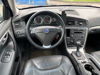 Volvo XC70 Summum AWD 2.4 D5 136kW