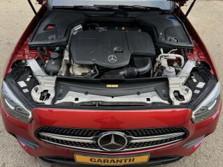 Mercedes-Benz E 300 de AMG 4matic Night Packet MY22 2.0 225kW