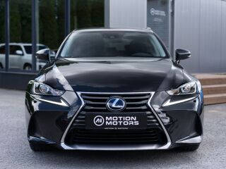 Lexus IS 300h 2.5 133кВ