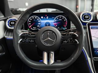 Mercedes-Benz C 300 AMG Line 4Matic 2.0 R4 190kW