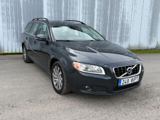 Volvo V70 Facelift Momentum 2.0 R5 D3 120kW