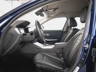 BMW 320 d xDrive Luxury Line 2.0 140kW