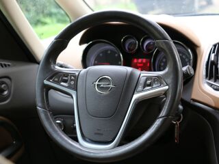 Opel Zafira Tourer Elegance 2.0 R4 TDI 96kW
