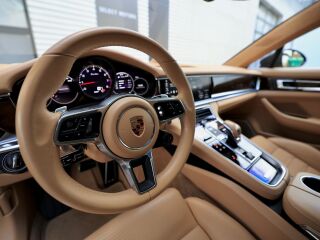 Porsche Panamera Turbo V8 4.0 404kW