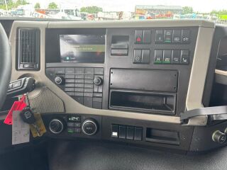 Volvo FM 330 4x2 250kW