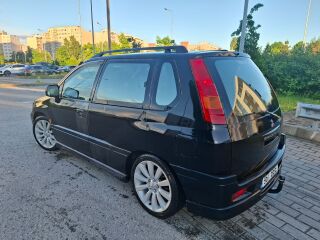 Mitsubishi Space Runner 2.4 110кВ