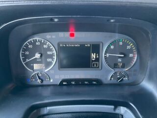 Mercedes-Benz Actros 1832 4x2 235kW