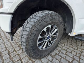 Ford F-150 XLT 5.0 V8 295кВ
