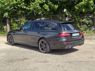 Mercedes-Benz E 300 AMG 4 MATIC NIGHT PACKET 2.0 143кВ