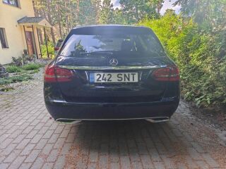 Mercedes-Benz C 220 2.0 143kW