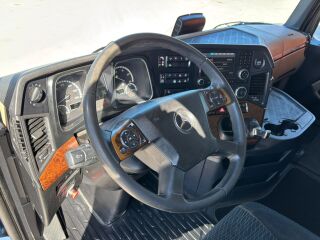 Mercedes-Benz Actros 2653 6x2 390kW