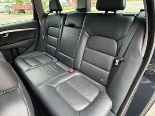 Volvo V70 Facelift Momentum 2.0 R5 D3 120kW