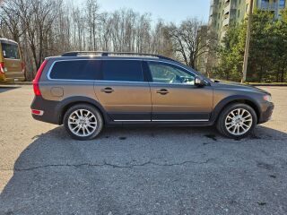 Volvo XC70 2.4 158kW