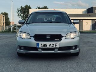 Subaru Legacy Luxury 4x4 3.0 180кВ