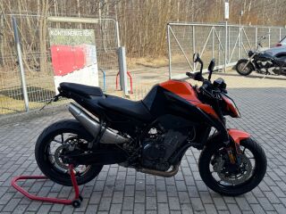 KTM 890 Duke 85kW