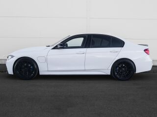 BMW 330 e iPerformance M-Sport LCI 2.0 R4 185kW