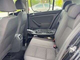 Volkswagen Golf 1.6 75kW