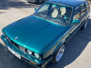 BMW 325 2.5 R6 125kW