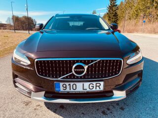 Volvo V90 Cross Country D4 2.0 140kW
