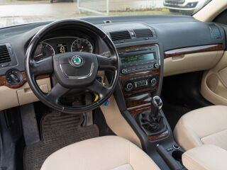 Skoda Octavia 105 TSI Elegance 77kW