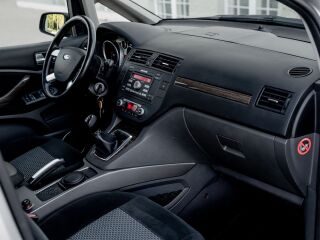 Ford Focus C-Max Ghia 1.8 85kW